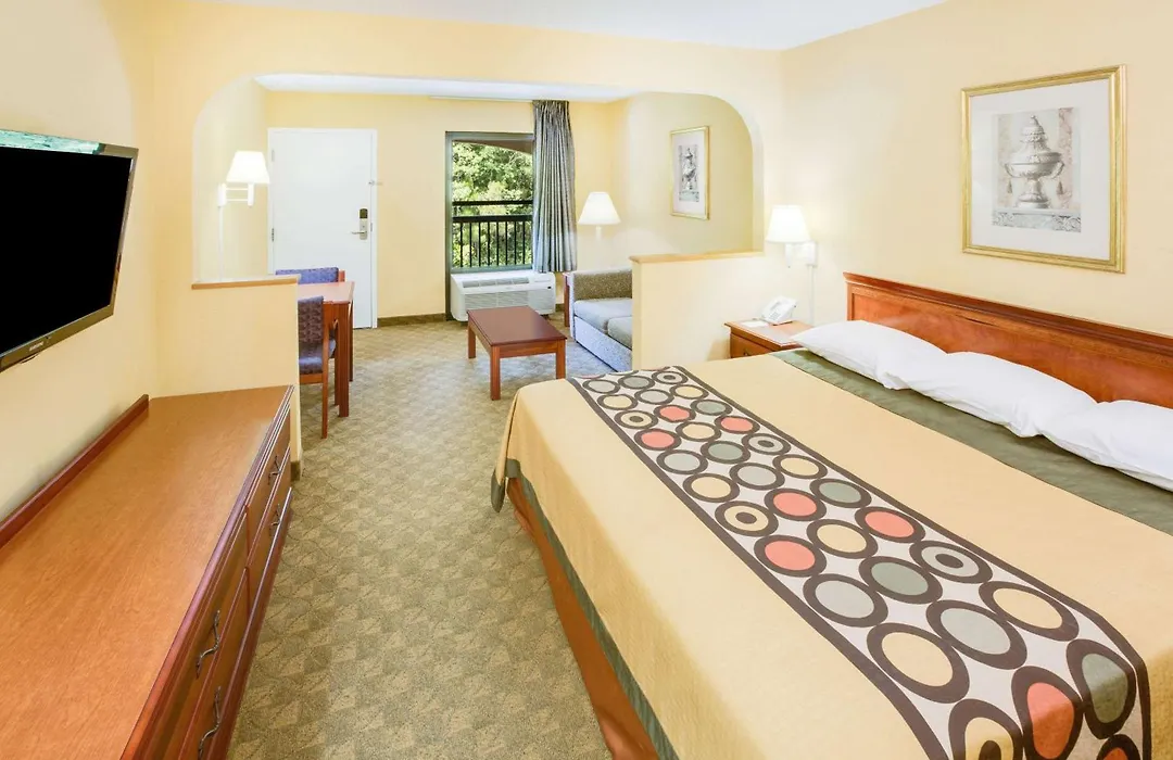 Super 8 By Wyndham Diberville Biloxi Area-1
