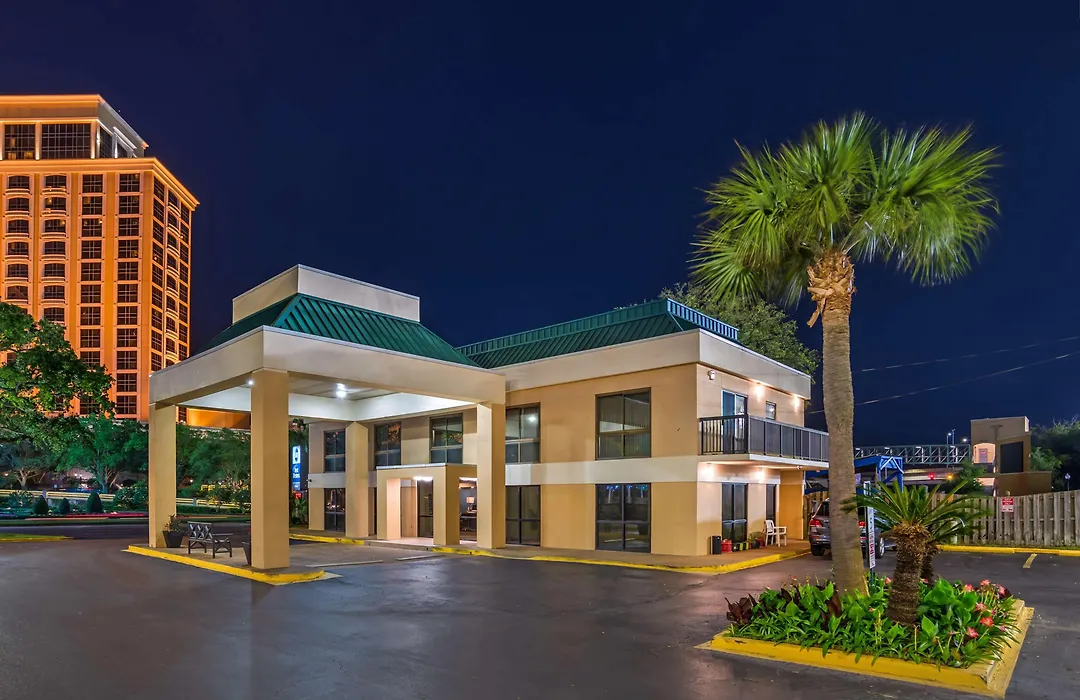 Best Western Oak Manor-1